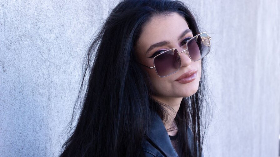 MadelynVelure