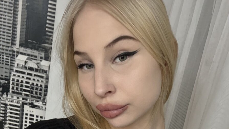 BarbieAura