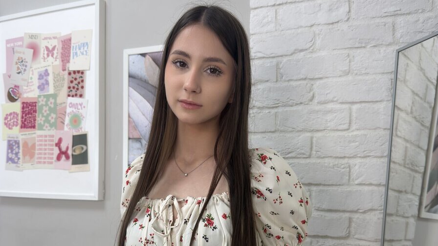 NellyCrystal