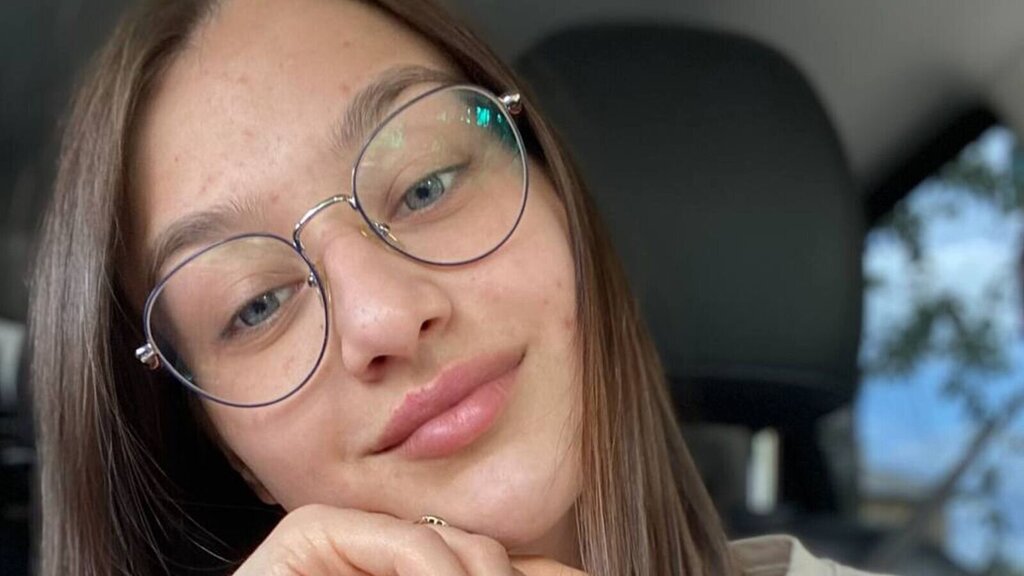 KellyMenlopa